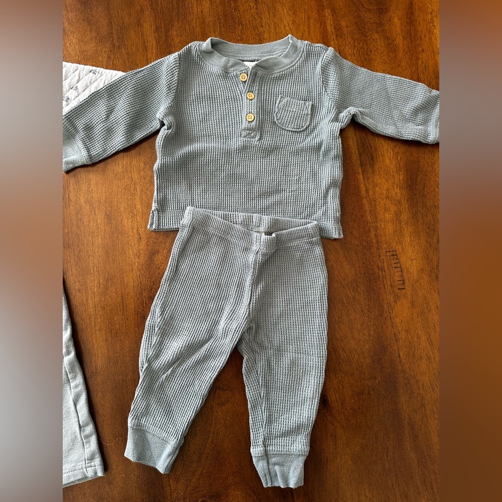EUC Little Planet 9m Waffle Outfit
